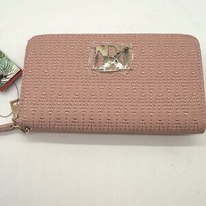 Badgley Mischka Blush Pink Quilted Wallet with Phone‎ Pocket NWT retail $59